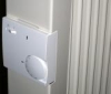 Seitenteil mit integriertem analogen Thermostat